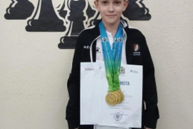 Юный хабаровский шахматист завоевал золото первенства Азии
